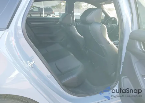 2022 Honda Accord Sport 2.0T z USA, uszkodzony, nr VIN 1HGCV2F38NA012783